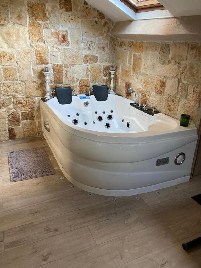Love Room Jacuzzi Croisette Κάννες Εξωτερικό φωτογραφία